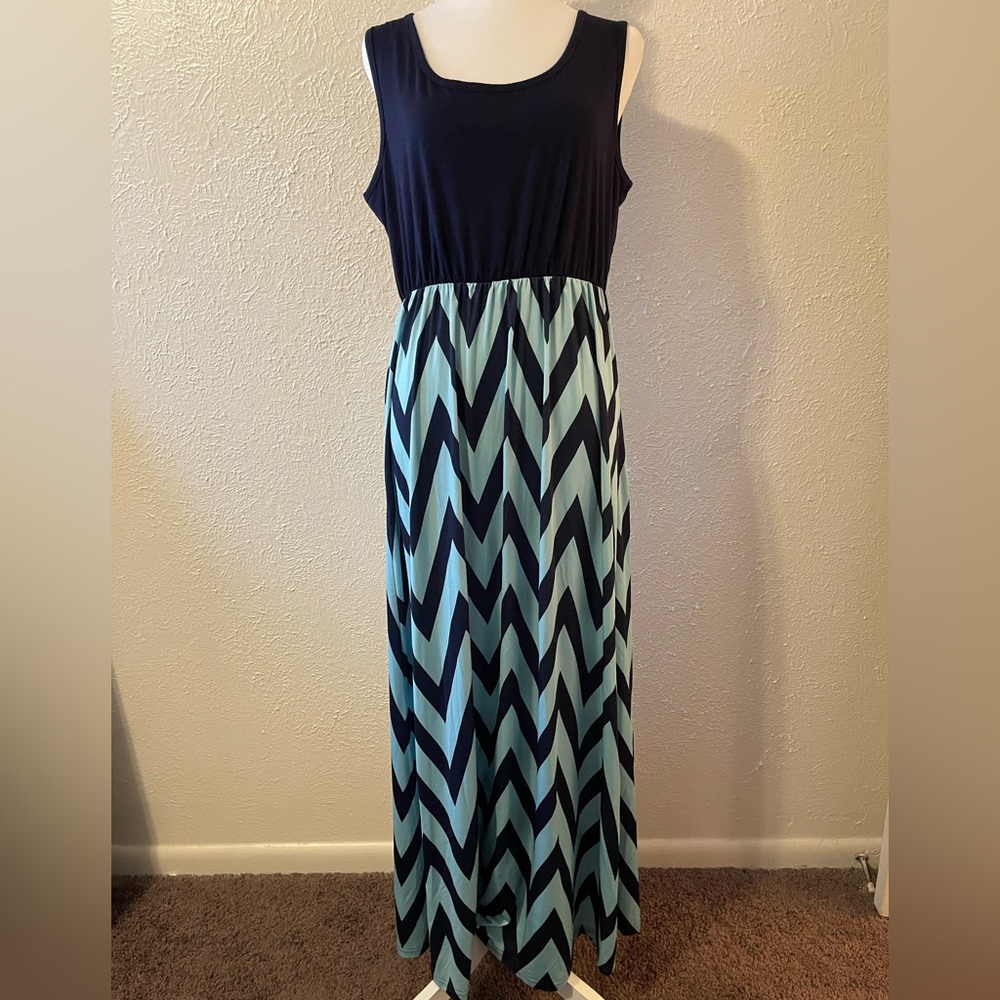 Chevron Pattern Sleeveless Maxi Dress - Blue and Light Teal